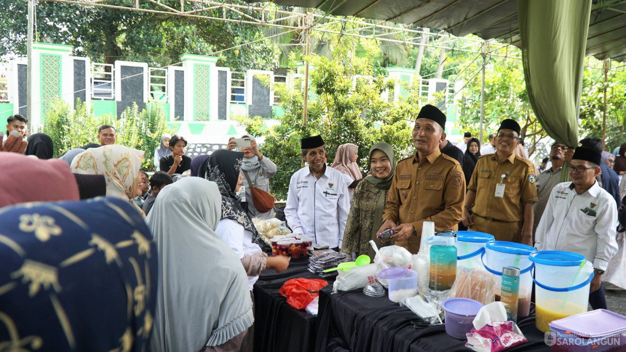 23 Februari 2025&nbsp;Pembukaan Iftar Bazar Ramadhan oleh Pelaku UMKM Baznas dan Pelayanan Sehat Gratis di Masjid Alfalah Sarolangun