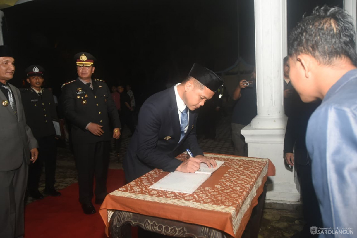 17 Agustus 2025&nbsp; Upacara Apel Kehotmatan dan Renungan Suci di Taman Makam Pahlawan Sarolangun