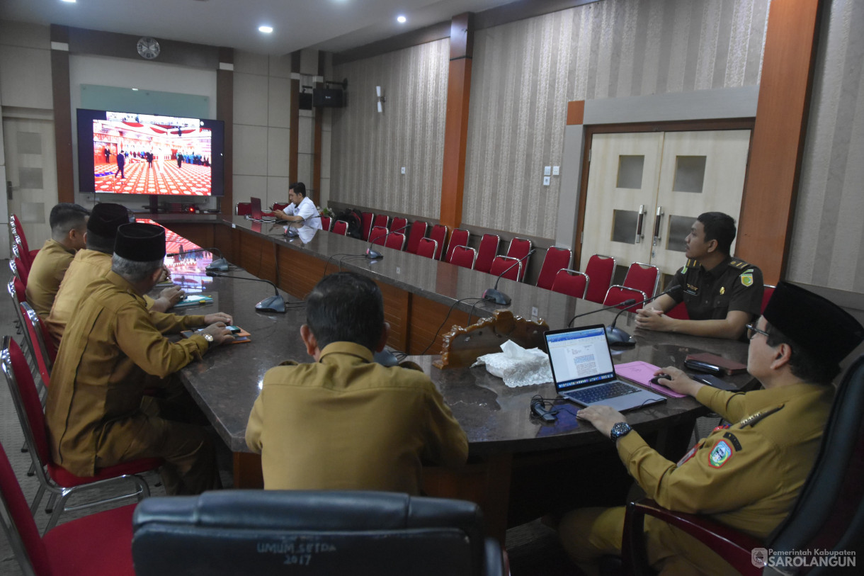 01 April 2024 - Pelantikan Pj Bupati Tebo Via Zoom Meeting Di Rumah Dinas Gubernur Jambi