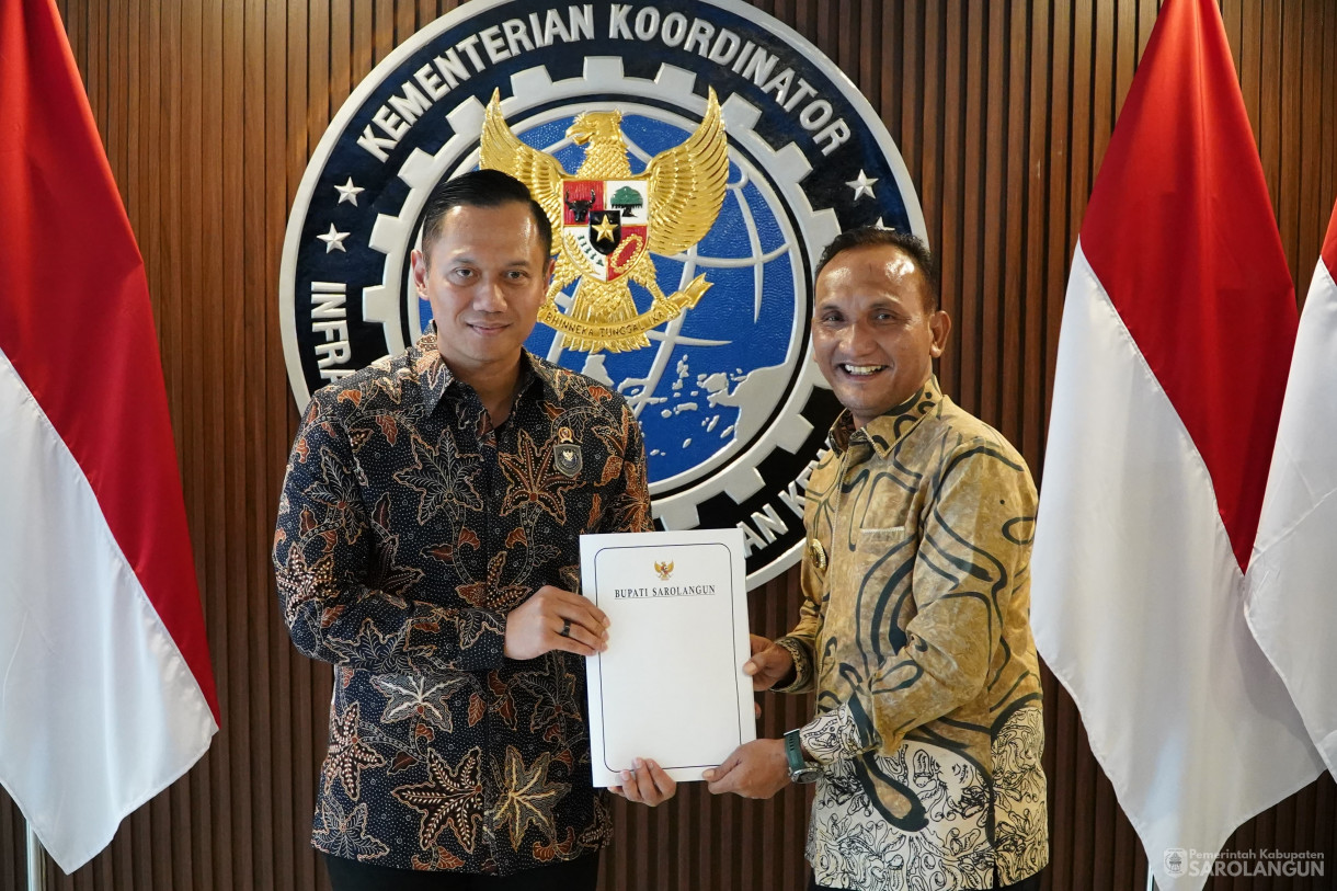 16 Juli 2025 - Bupati H Hurmin Ikut Audiensi Bersama Menteri AHY