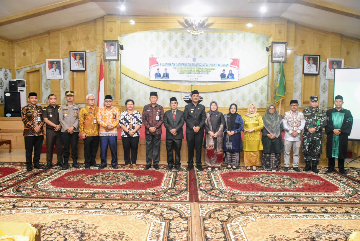 22 Mei 2025 -&nbsp;Pelantikan Dan Pengambilan Sumpah dan Janji Jabatan Pejabat Pimpinan Tinggi Pratama di Lingkungan Pemerintah Kabupaten Sarolangun
