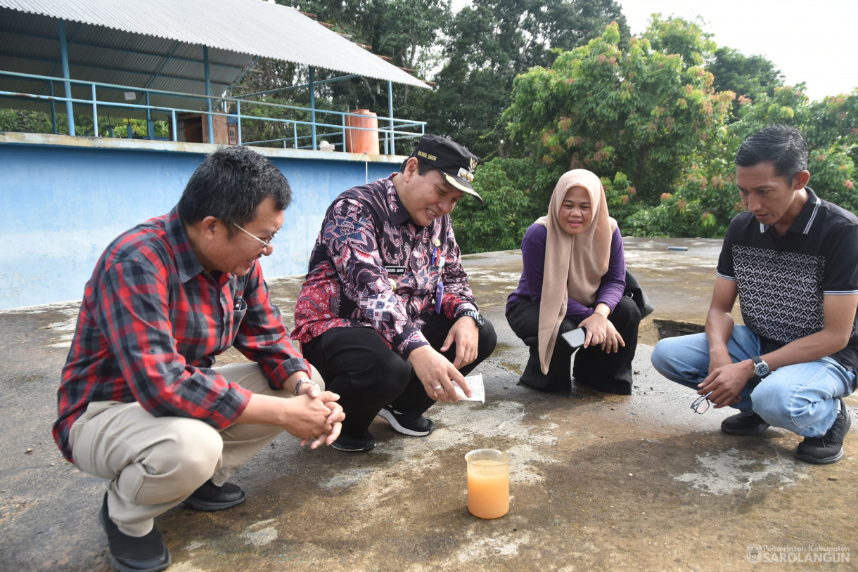 3 November 2023 - Penjabat Bupati Sarolangun Meninjau Pengelolaan Intake PDAM di Kantor PDAM dan Jembatan Sarolangun