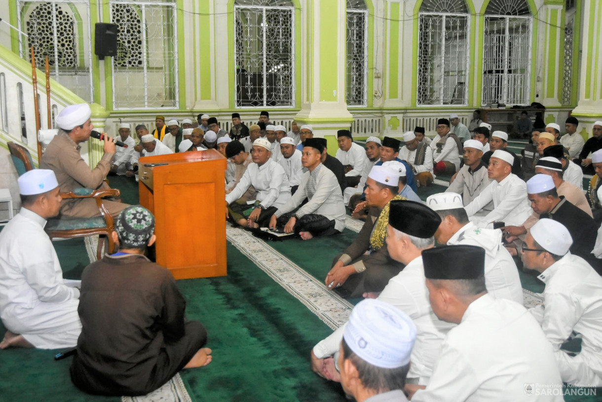10 Juli 2025 -&nbsp;Sholat Subuh Berjamaah dan Tausiyah Ustadz Dr. KH. Habib Segaf Baharun S.Hi, MHi Pimpinan Ponpes Dalwa Jawa Timur