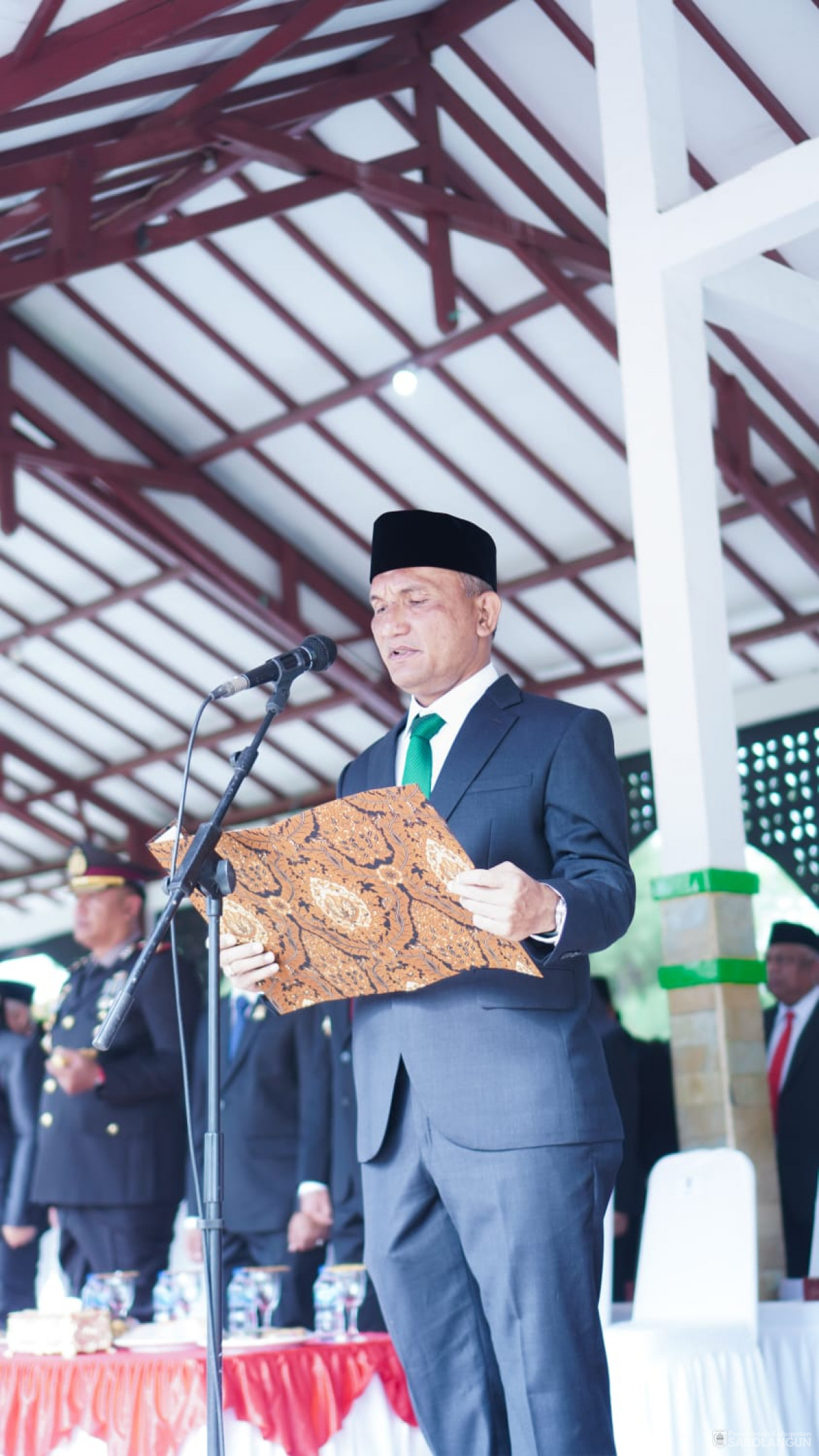 1 Oktober 2025&nbsp; Upacara Peringatan Hari Kesaktian Pancasila Bertempat di Lapangan Gunung Kembang Kabupaten Sarolangun