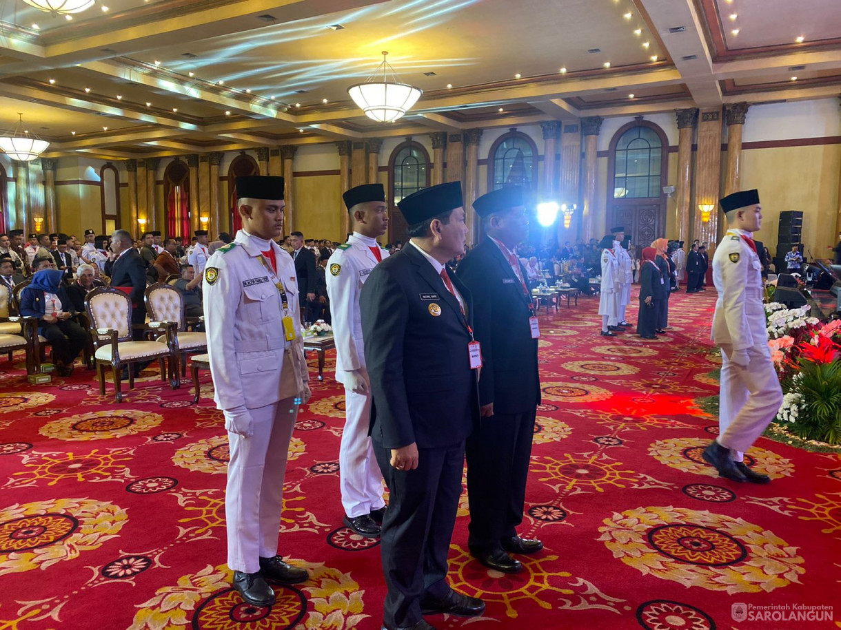 6 Agustus 2024 -&nbsp;Penyerahan Duplikat Bendera Pusaka Merah Putih Kepada Bupati dan Walikota Seluruh Indonesia di Gedung Balai Samudera Jakarta