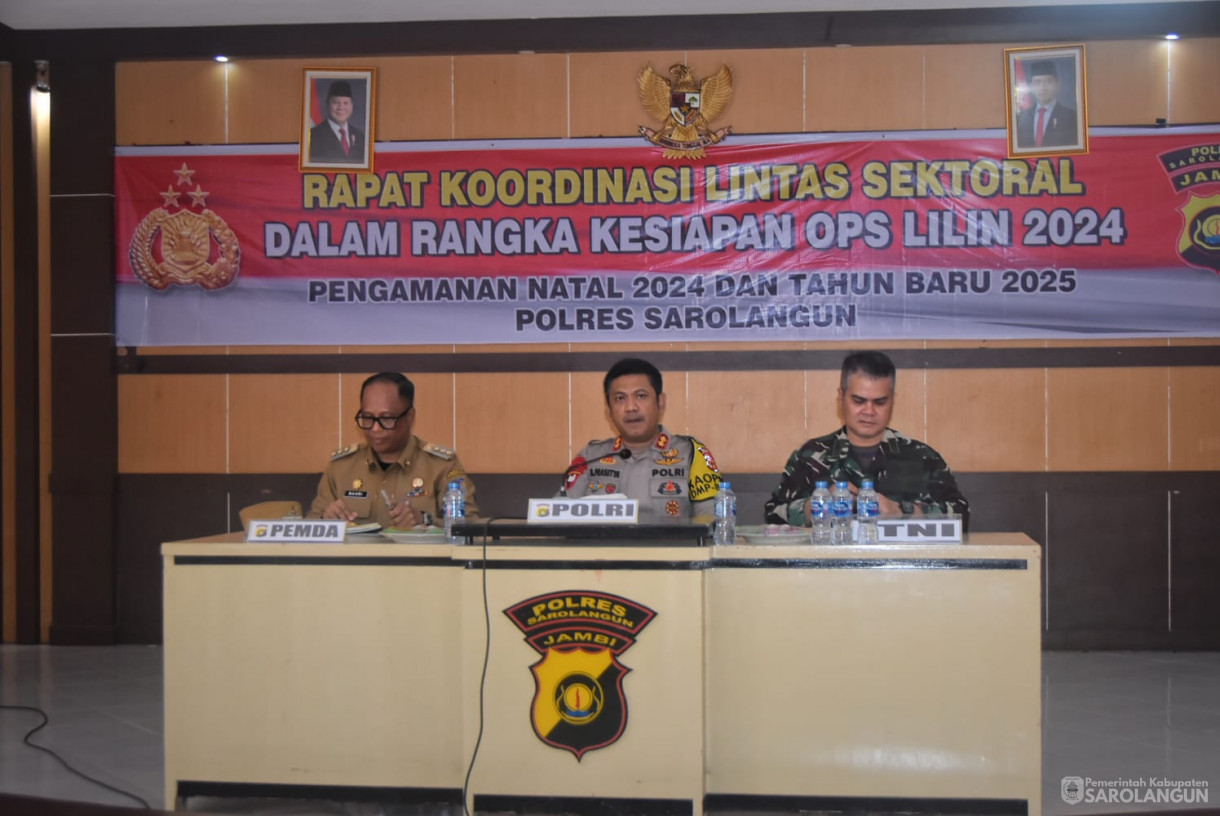 17 Desember 2024 - Rapat Koordinasi Lintas Sektoral Dalam Rangka Kesiapan OPS Lilin di Aula Polres Sarolangun