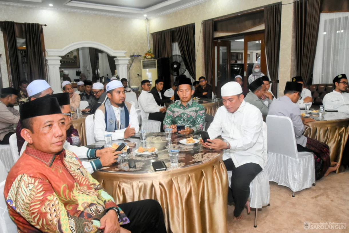 4 September 2025 Silaturahmi dengan Pimpinan Pondok Pesantren sekabupaten Sarolangun di Rumah Dinas Bupati Sarolangun