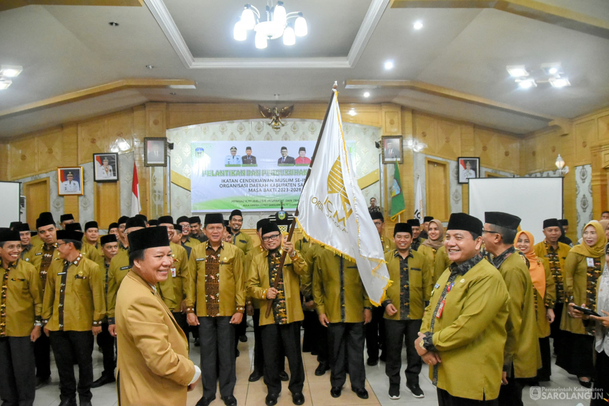 28 Desember 2023 - Pelantikan Pengurus Ikatan Cendekiawan Muslim Se Indonesia Organisasi Daerah Kabupaten Sarolangun Di Ruang Aula Utama Kantor Bupati Sarolangun