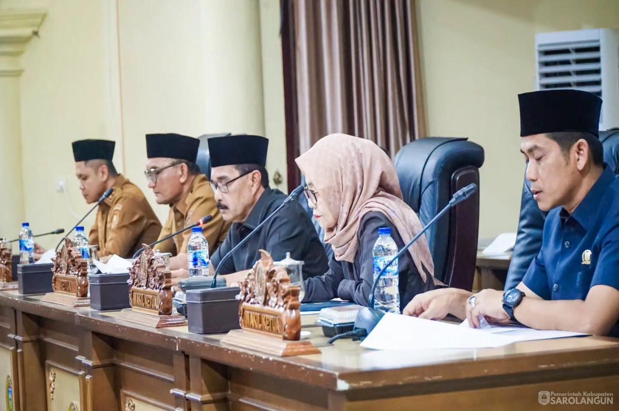 3 Agustus 2026 Rapat Paripurna Tingkat I Tahap II di Gedung DPRD Kabupaten Sarolangun dan Rapat Paripurna Laporan Pansus II dan Pansus III DPRD Kabupaten Sarolangun Terhadap PAD dan Aset Kabupaten Sarolangun