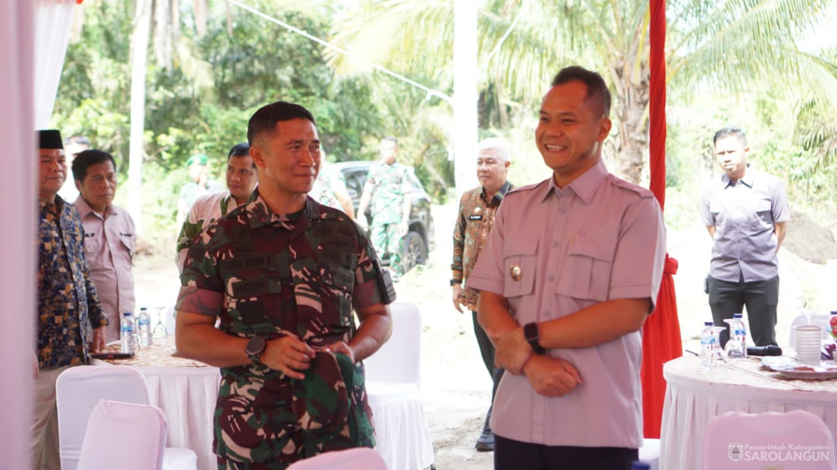 Peninjauan Pangdam Tuangku Imam Bonjol Di Batalyon Infrantri TP 896 Serumpun Pseko