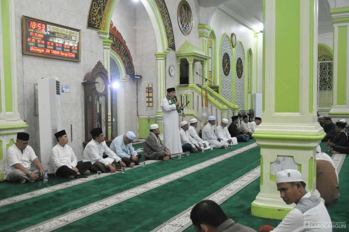 31 Desember 2023 - Sholat Maghrib Berjamaah, Yasinan Dan Doa Awal Tahun 2024, Pemda Kabupaten Sarolangun Di Masjid Al Falah Sarolangun