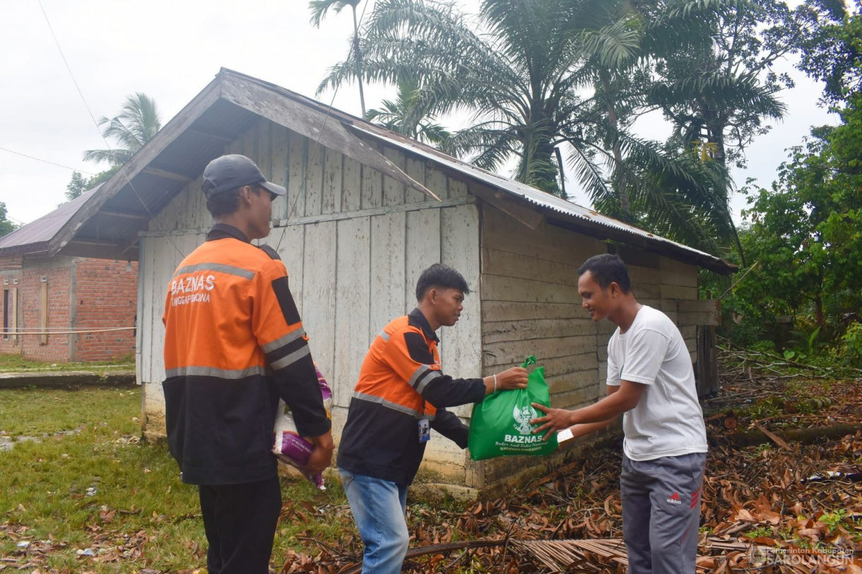 23 Oktober 2025 Salurkan Bantuan Beras Dan Uang Tunah Bagi Korban Puting Beliung&nbsp;&nbsp;