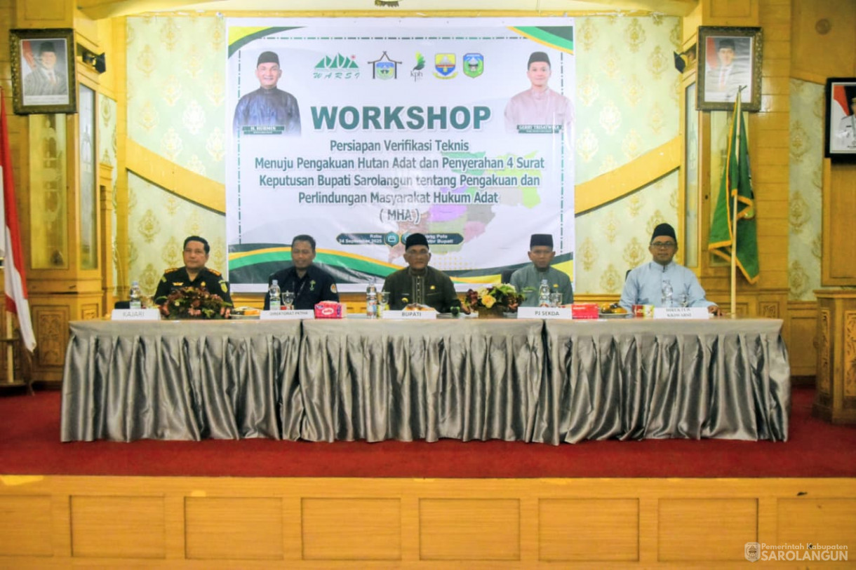 24 September 2025 Workshop Persiapan Verifikasi TeknisMenuju Pengakuan Hutan Adat dan Penyerahan 4 Surat Keputusan Bupati Sarolangun tentang Pengakuan dan Perlindungan Masyarakat Hukum Adat