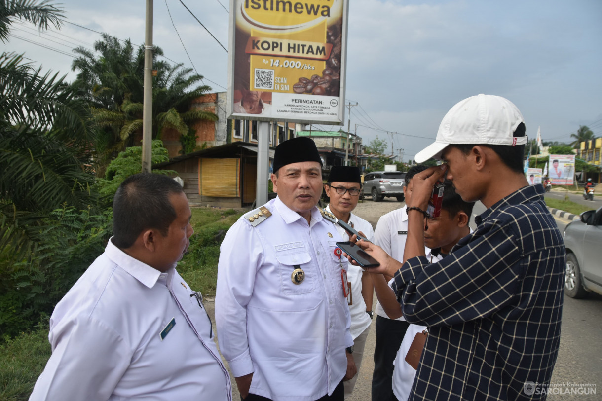 31 Januari 2024 - Meninjau Rencana Pembangunan Lampu Jalan Di Kelurahan Sarkam