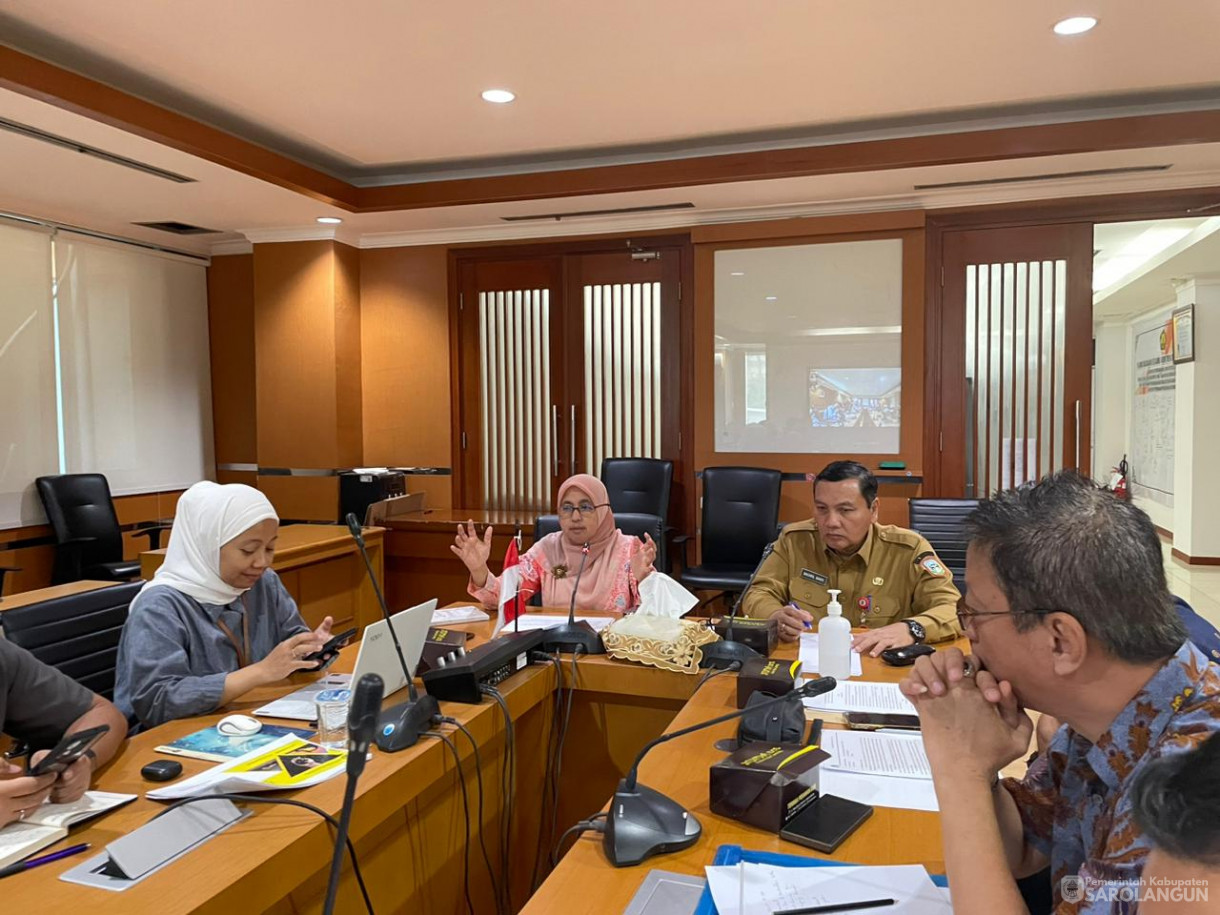 7 Mei 2024 - Rapat Mediasi Permasalahan PT Minimex Indonesia dan PT Persada  Nusa Sawindo di Ruang Rapat Gedung Dirjen Minerba  Jakarta