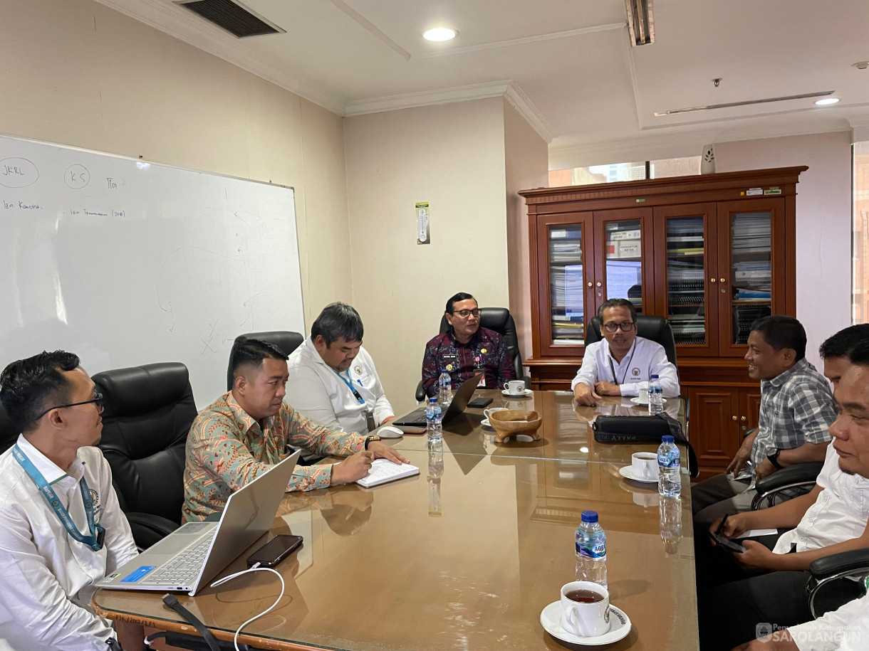8 Juli 2024 -&nbsp;Koordinasi dengan Direktur Direktorat Perizinan Fasilitasi Radiasi dan Zat Radioaktif, Bertempat di Kantor Badan Pengawas Tenaga Nuklir, Jakarta