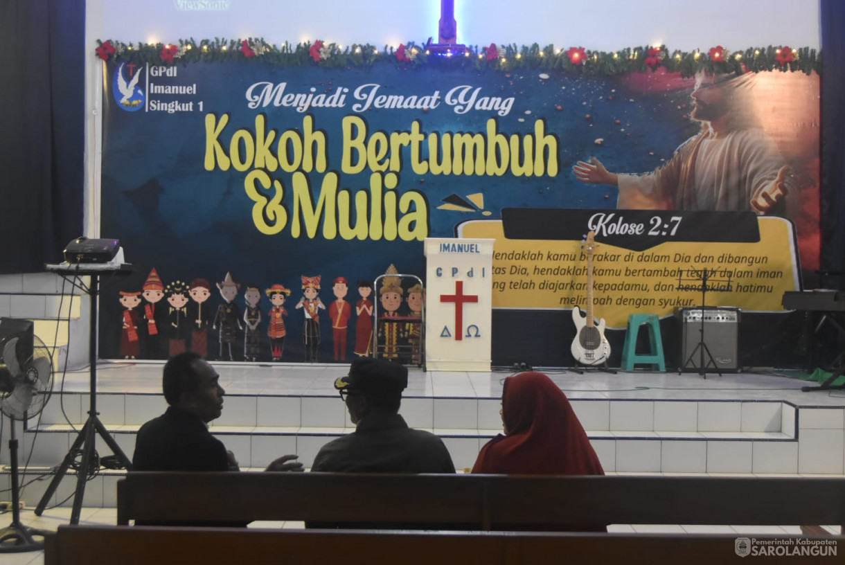 24 Desember 2024 - Meninjau Gereja Pantekosta di Indonesia Imanuel Kecamatan Singkut