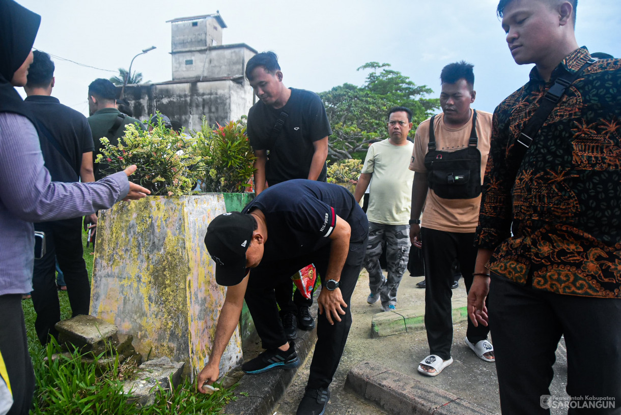 7 April 2025 - Meninjau Persiapan Balumbo Biduk Dan Gotong Royong Membersihkan Sampah di Sekitaran Tepian Cik Minah Sarolangun&nbsp;