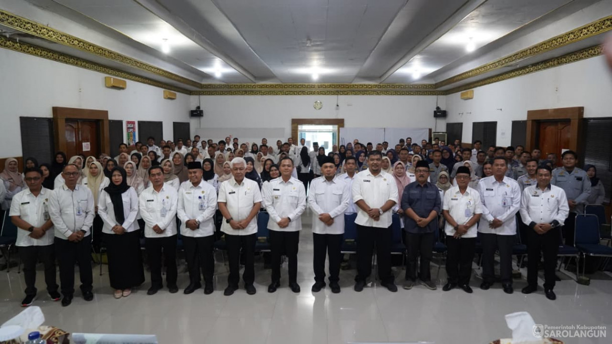 10 September 2025&nbsp; Kegiatan Penguatan HAM Bagi ASN Di aula Bappeda kabupaten Sarolangun