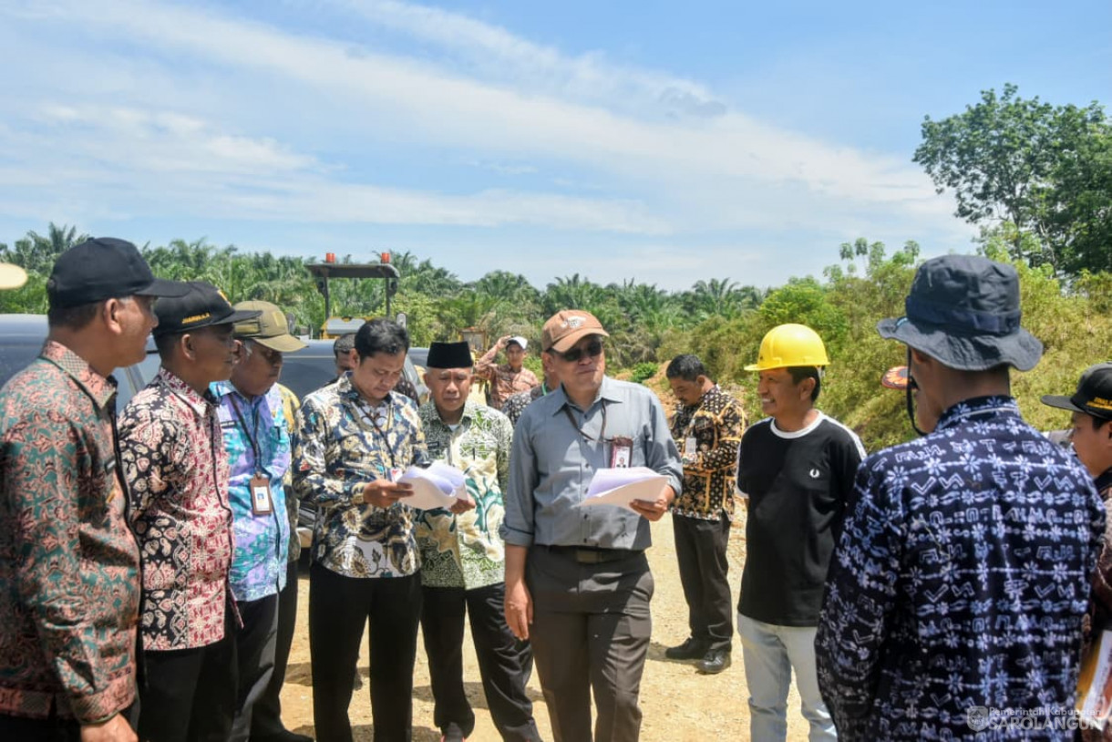 30 Oktober 2025 Peninjauan Proyek PBJ Strategis di RSUD dan Jalan Desa Panti&nbsp; Lubuk Resam