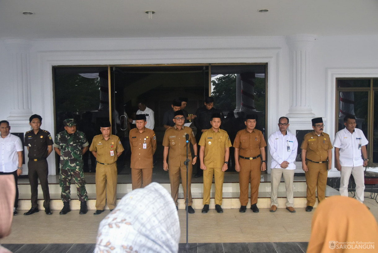 28 Juli 2025 - Launching Penyaluran Cadangan Beras Pemerintah Untuk Bantuan Pangan di Halaman Kantor Bupati Sarolangun