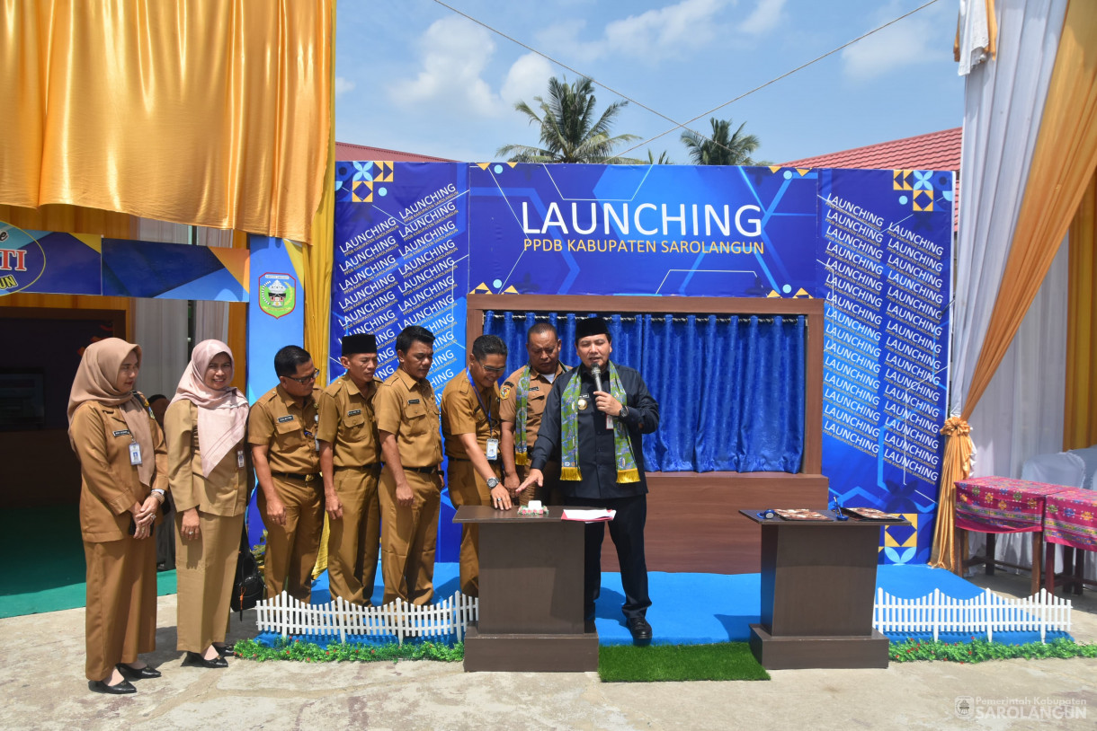 24 Juni 2024 - Launching PPDB, Penerimaan Peserta Didik Baru Kabupaten Sarolangun, Bertempat di SMPN 3 Sarolangun Kecamatan Singkut