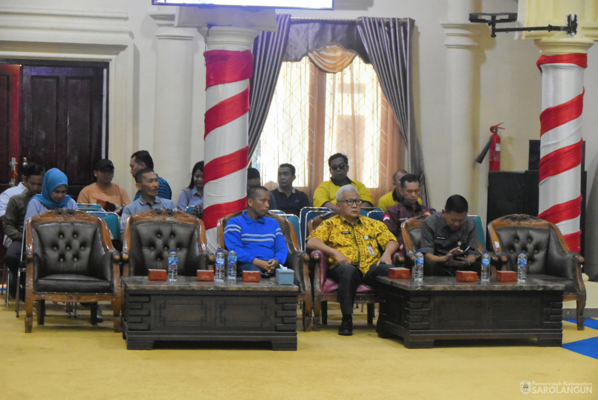 23 Agustus 2024 -&nbsp;Rapat Paripurna Tahap I Tingkat I Penyampaian Rancangan Peraturan Daerah APBD Perubahan Kabupaten Sarolangun TA 2024, Bertempat di Gedung DPRD Sarolangun