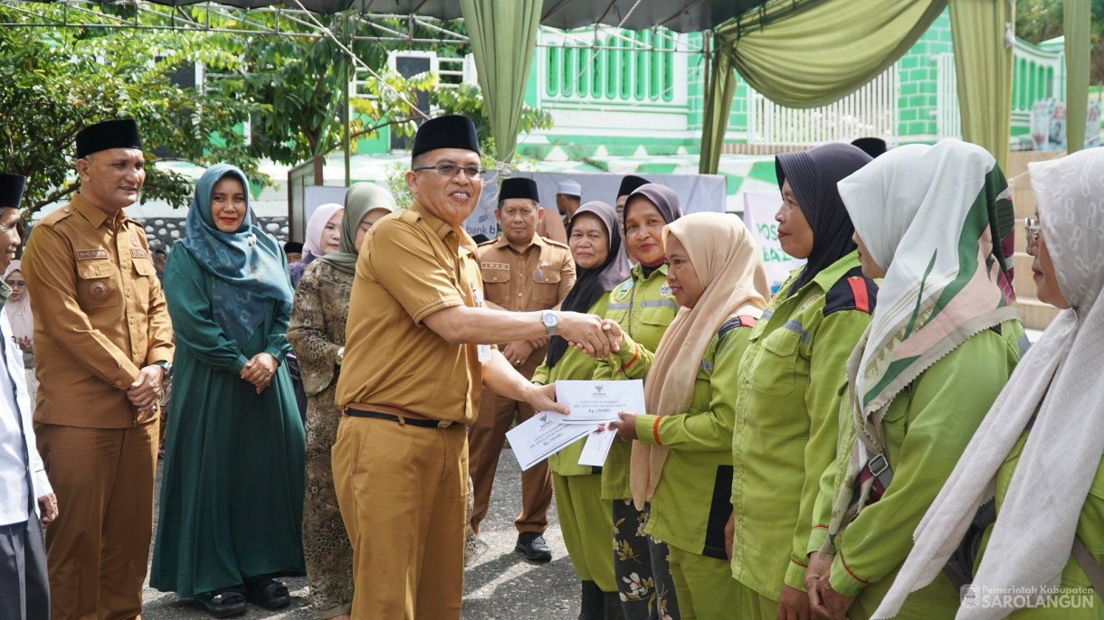 23 Februari 2025&nbsp;Pembukaan Iftar Bazar Ramadhan oleh Pelaku UMKM Baznas dan Pelayanan Sehat Gratis di Masjid Alfalah Sarolangun