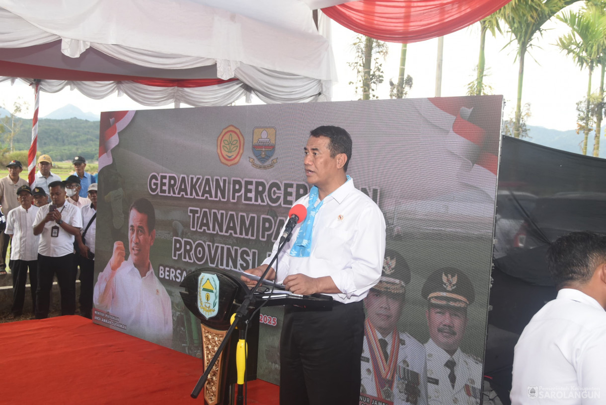 23 Juli 2025 - Kunjungan Kerja Menteri Pertanian RI Dalam Rangka Mendukung Pelaksanaan Program Swasembada pangan di Desa Tanjung Mudo Kecamatan Sitinjau Laut Kabupaten Kerinci