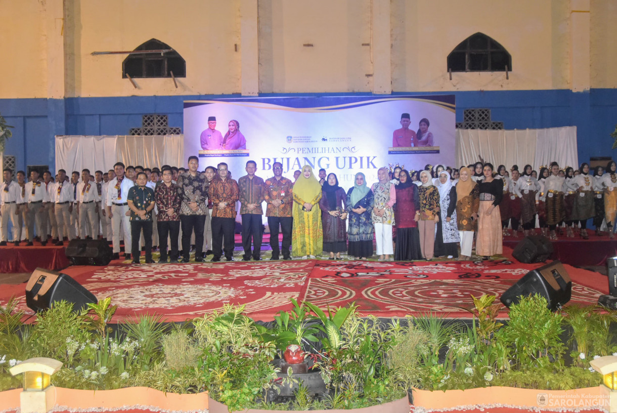 11 Oktober 2024 - Babak Penyisihan Pemilihan Bujang Upik Sarolangun Tahun 2024, Bertempat di Lapangan Tenis Indoor GOR Sarolangun