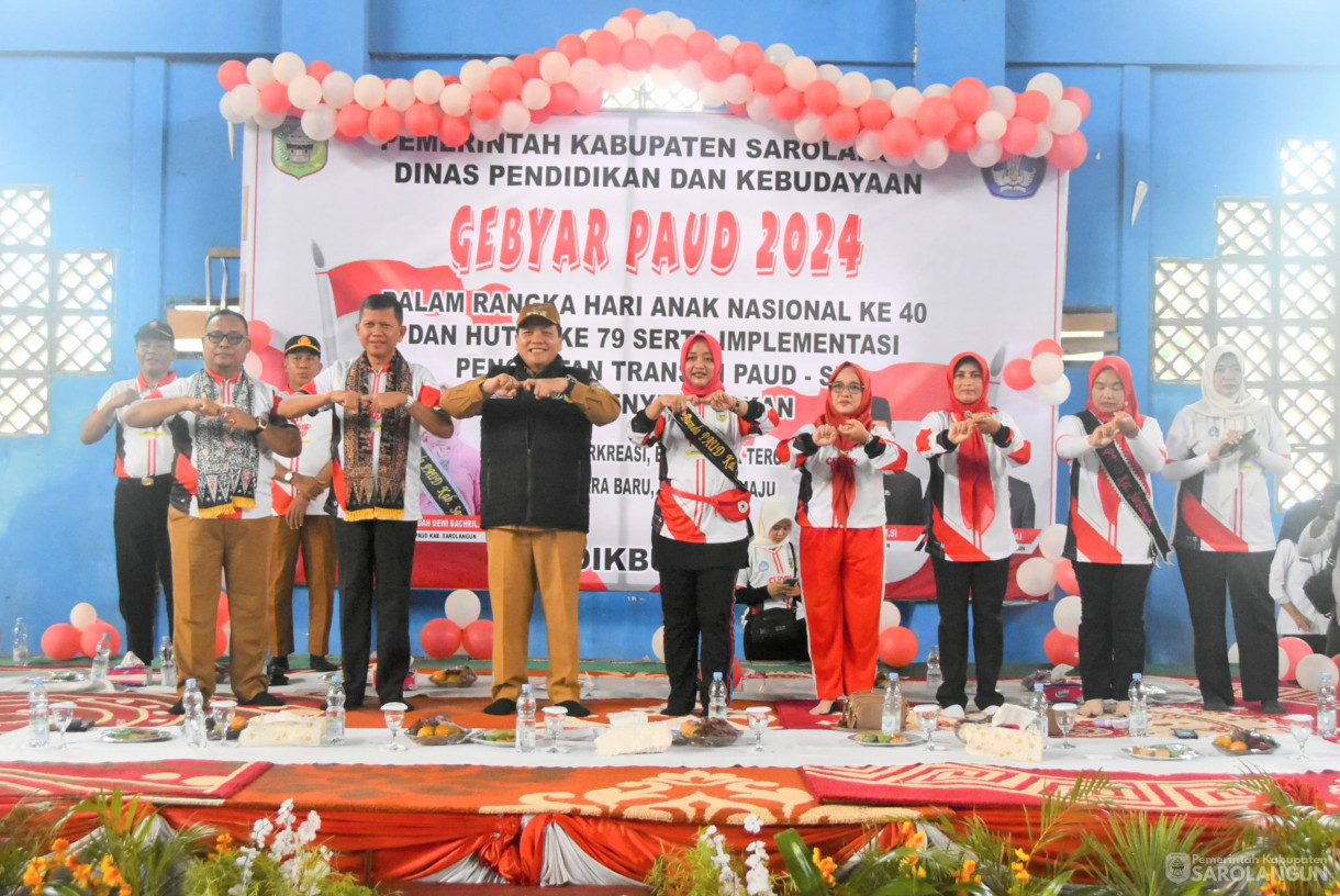 20 Agustus 2024 -&nbsp;Gebyar Bunda PAUD 2024 Dalam Rangka Memperingati Hari Anak Nasional Ke 40 Dan HUT RI Ke 79 Bertempat di Lapangan Tenis Indoor GOR Sarolangun