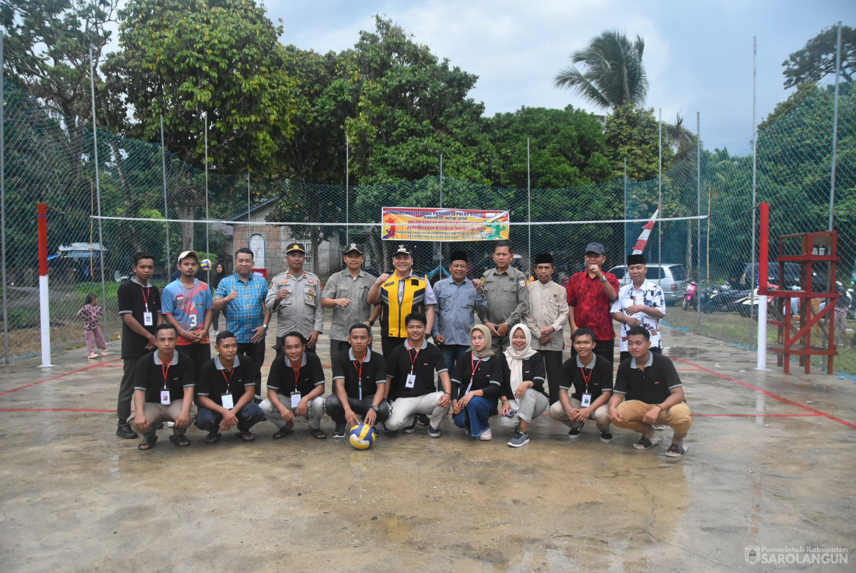 9 Agustus 2024 -&nbsp;Penyerahan Bantuan Kepada Mustahiq Warga Desa Pulau Buayo Program Baznas Sarolangun Sekaligus Pembukaan Turnamen Bola Voli Putri Dalam Rangka Menyambut Hari Kemerdekaan Indonesia, Bertempat di Desa Pulau Buayo kecamatan Bathin VII