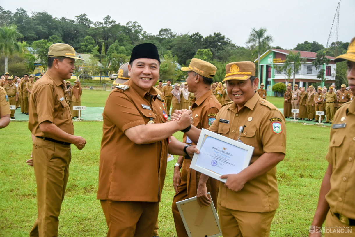 5 Februari 2024 - Apel Gabungan Serta Penyerahan Penghargaan Penyerapan Realisasi Anggaran Dan Penurunan Stunting