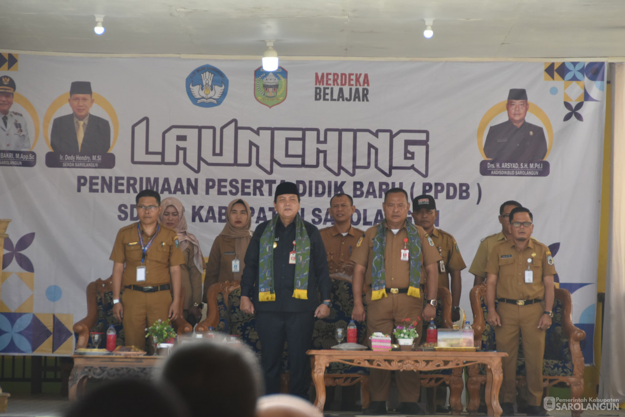 24 Juni 2024 - Launching PPDB, Penerimaan Peserta Didik Baru Kabupaten Sarolangun, Bertempat di SMPN 3 Sarolangun Kecamatan Singkut