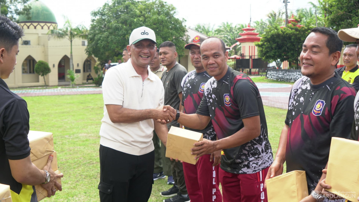 20 Juni 2025 - Bupati Sarolangun Hurmin Hadiri Olahraga Bersama Sambut HUT Bhayangkara ke 79 Tahun 2025&nbsp;