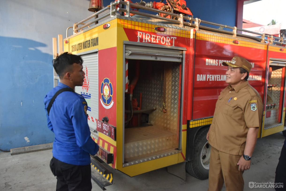 23 Oktober 2023 - Penjabat Bupati Sarolangun Meninjau Kantor Damkar Sarolangun