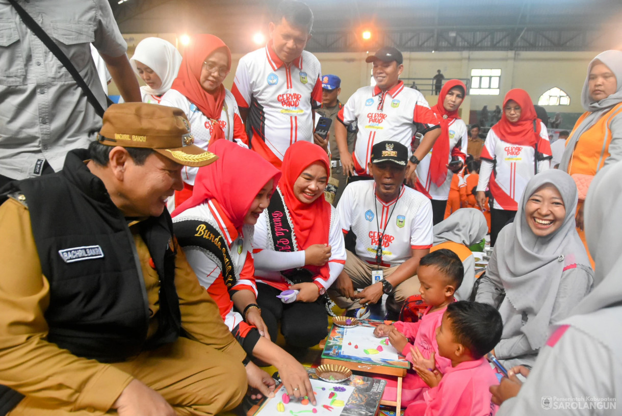20 Agustus 2024 -&nbsp;Gebyar Bunda PAUD 2024 Dalam Rangka Memperingati Hari Anak Nasional Ke 40 Dan HUT RI Ke 79 Bertempat di Lapangan Tenis Indoor GOR Sarolangun