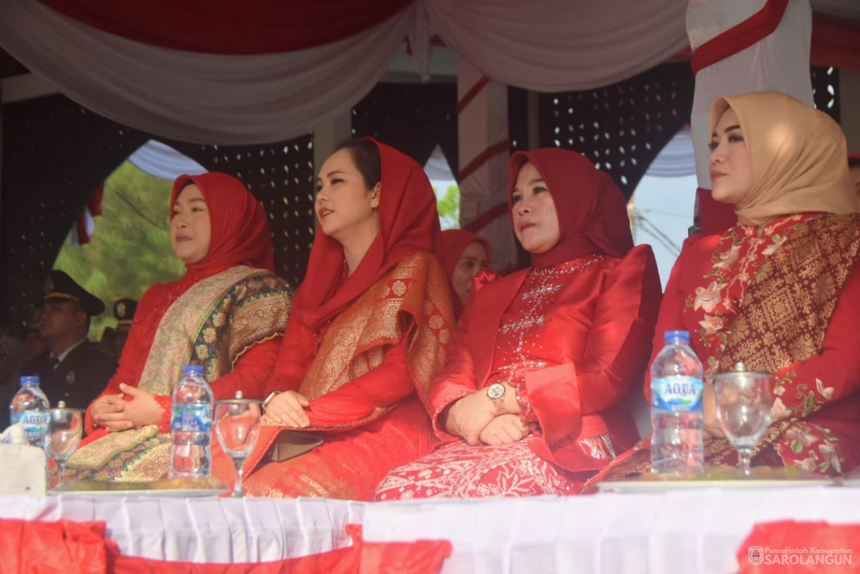 17 Agustus 2025&nbsp; Upacara Peringatan HUT RI ke 80 di Lapangan Gunung Kembang