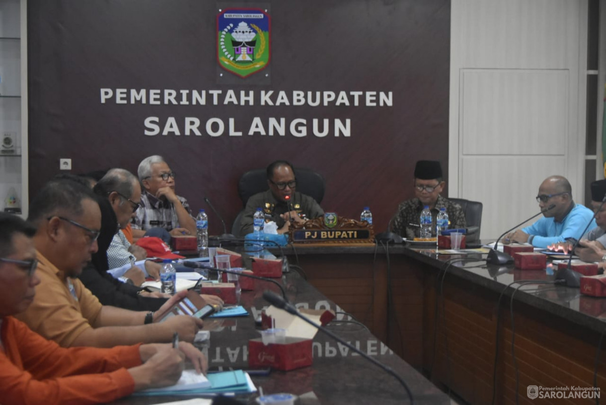 31 Januari 2025 -&nbsp;Rapat Penyampaian Progres Pelaksanaan Inventarisasi OPD di Ruang Pola Utama Kantor Bupati Sarolangun