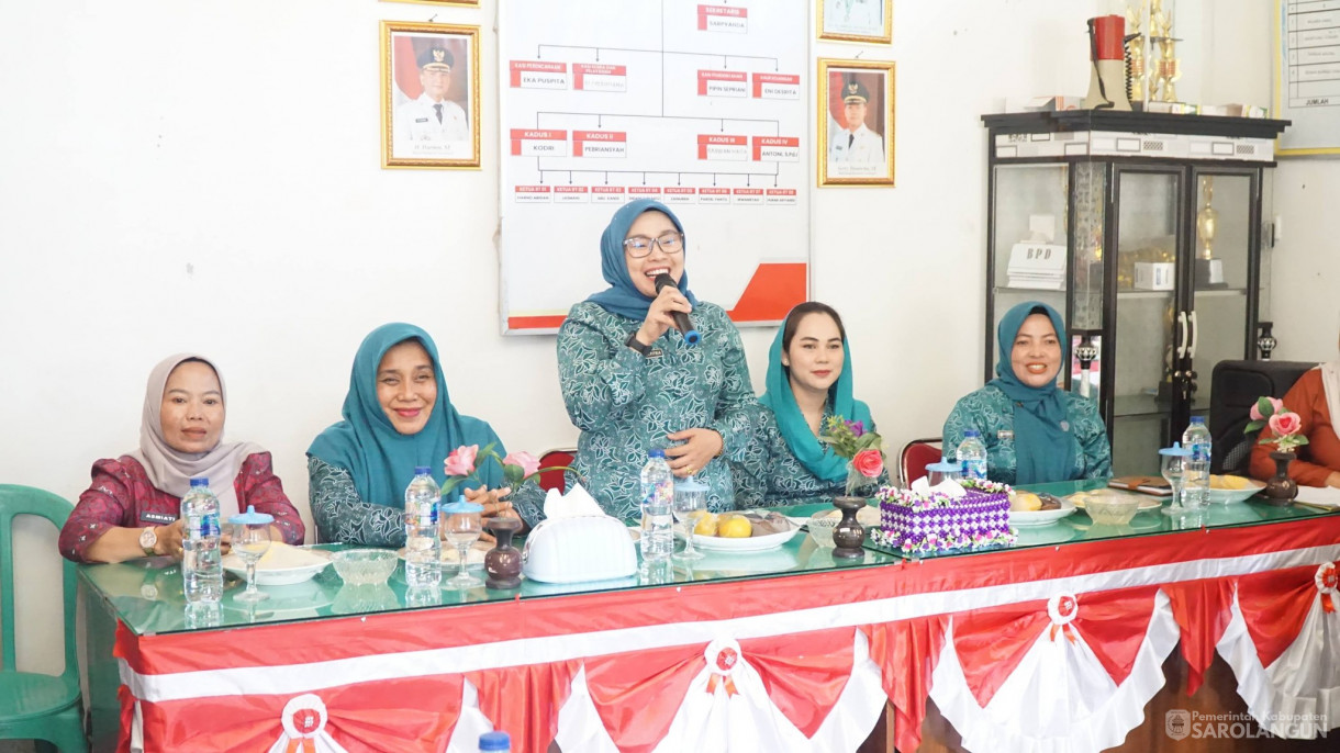 23 April 2026 Ketua TP PKK Kabupaten Sarolangun Laksanakan Kegiatan Monitoring dan Supervisi di Desa Sungai Baung Kecamatan Batang Asai