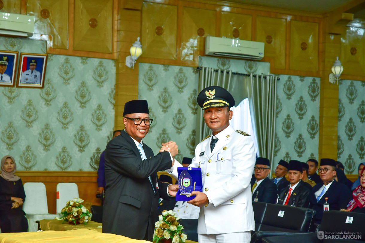 4 Maret 2025 - Serah Terima Jabatan Bupati Sarolangun, Bertempat di Ruang Aula Utama Kantor Bupati Sarolangun&nbsp;