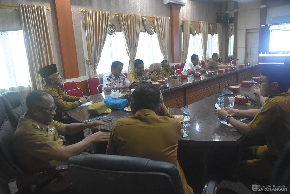 11 November 2024 -&nbsp;Rapat TPID Via Zoom Meeting, Bertempat di Ruang Pola Utama Kantor Bupati Sarolangun