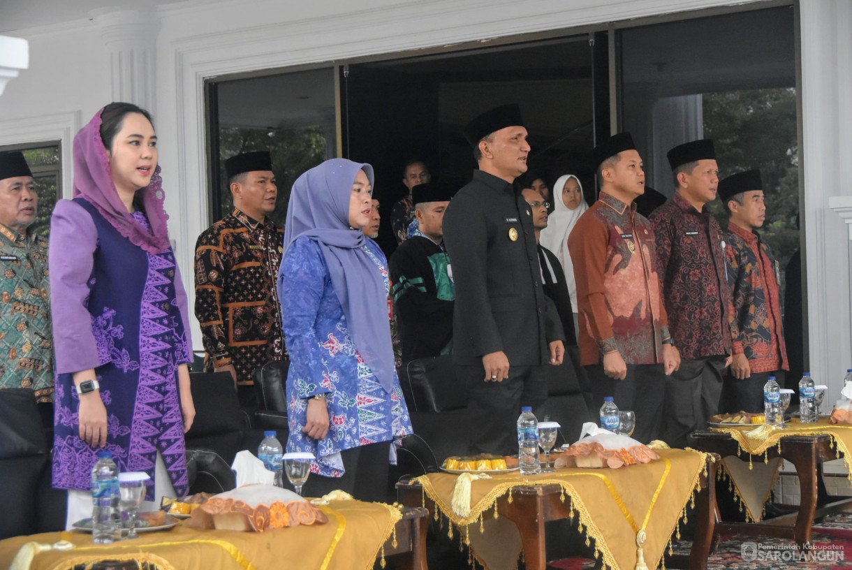 22 Mei 2025 -&nbsp;Penyerahan SK CPNS Tahun 2024 dan Pengambilan Sumpah Janji Jabatan di Lingkungan Pemerintah Kabupaten Sarolangun