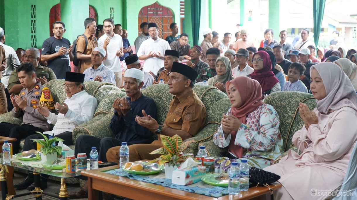 10 Februari 2026 Berbagi Sembako Ramadhan oleh Persatuan Keluarga Besar Kampar Sarolangun bertempat di Madrasah Al Mukarramah Sarolangun