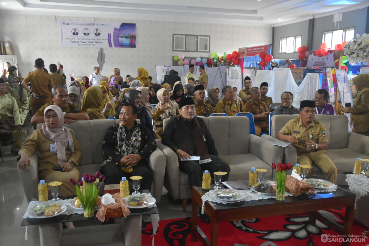 30 April 2024 - Launching Lokakarya 7 Panen Hasil Belajar Di Aula Dinas Pendidikan Sarolangun