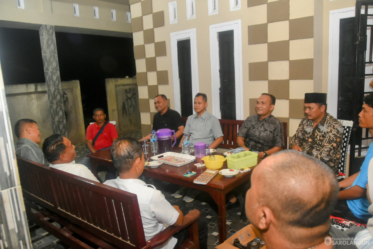 9 Juli 2025 -&nbsp;Meninjau dan Penyerahan Bantuan Rumah Warga Korban Kebakaran di Desa Monti Kecamatan Limun