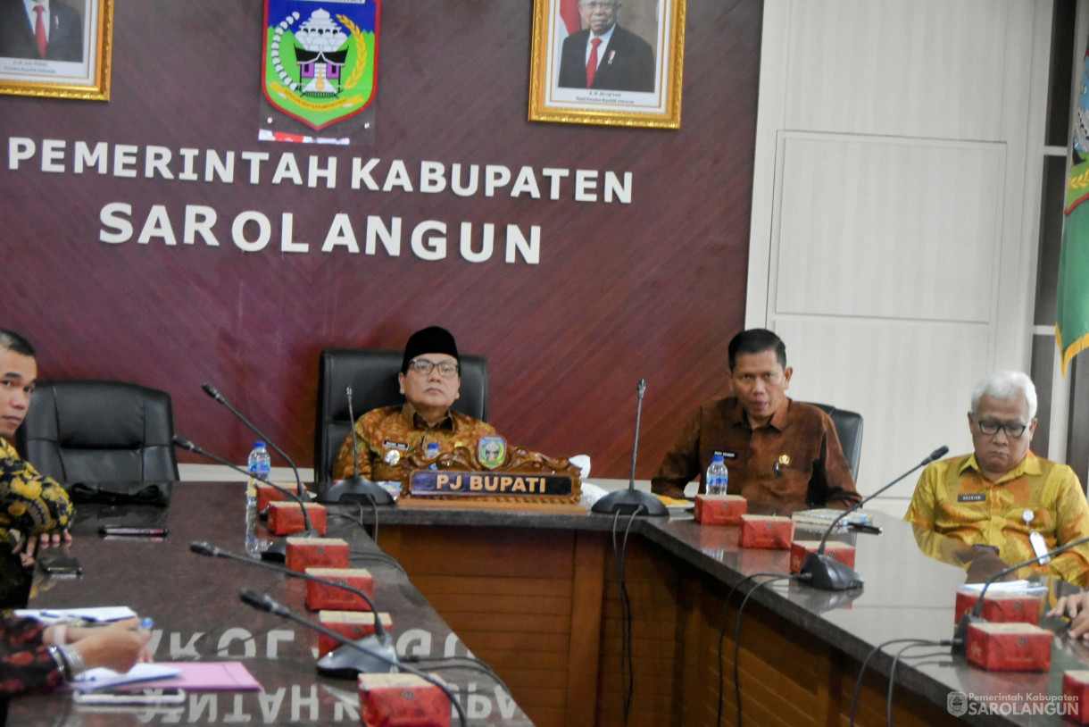 14 Juni 2024 - Rakornas Pengendalian Inflasi Tahun 2024, Dilanjutkan Rakor Pengendalian Inflasi TPID Di Ruang Pola Utama Kantor Bupati Sarolangun