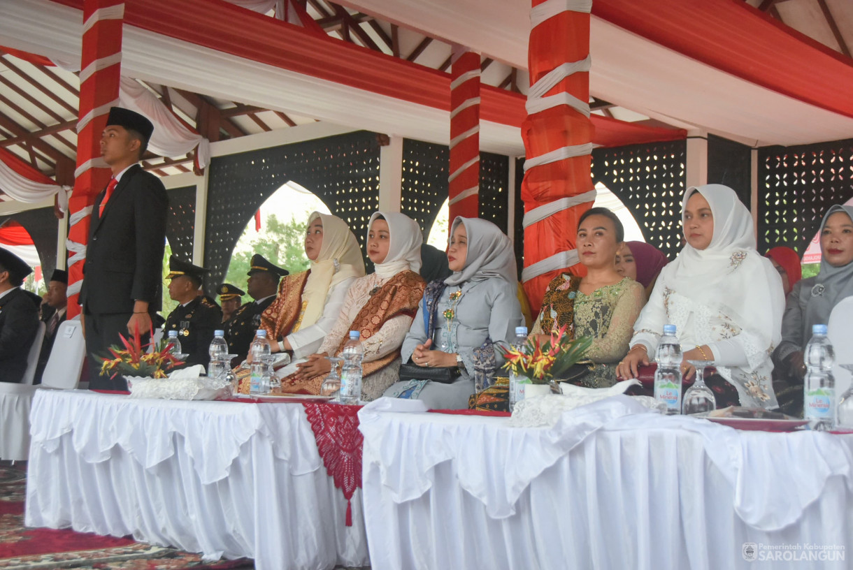 17 Agustus 2024 -&nbsp;Upacara Penurunan Bendera Merah Putih Dalam Rangka HUT RI Ke 79, Bertempat di Lapangan Gunung Kembang Sarolangun