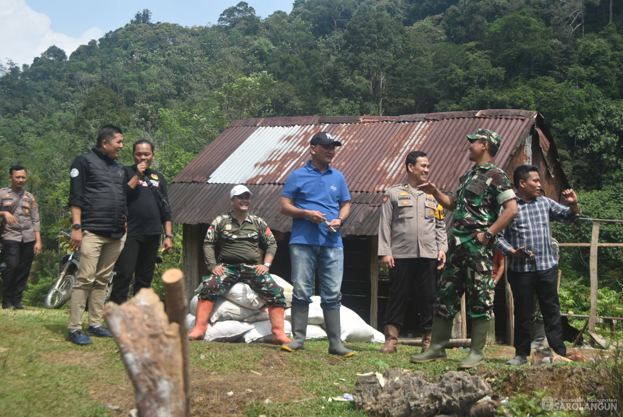 9 Agustus 2025 - Penanaman Bibit Jagung Dalam Rangka Program Ketahanan Pangan di Desa Bathin Pengambang Kecamatan Batang Asai