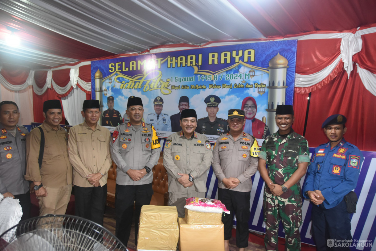 8 April 2024 - Buka Bersama Forkopimda Di POS Pengamanan Lebaran Tahun 2024 Kabupaten Sarolangun